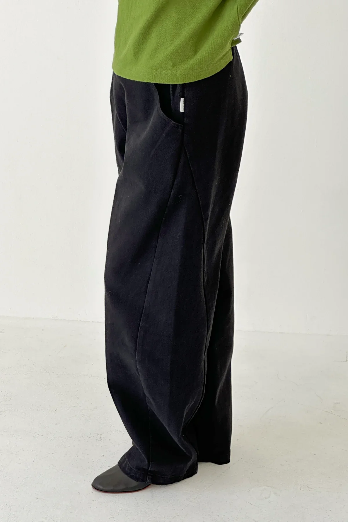 Arc Pant *Long* Black Canvas | Le Bon Shoppe - Image 3