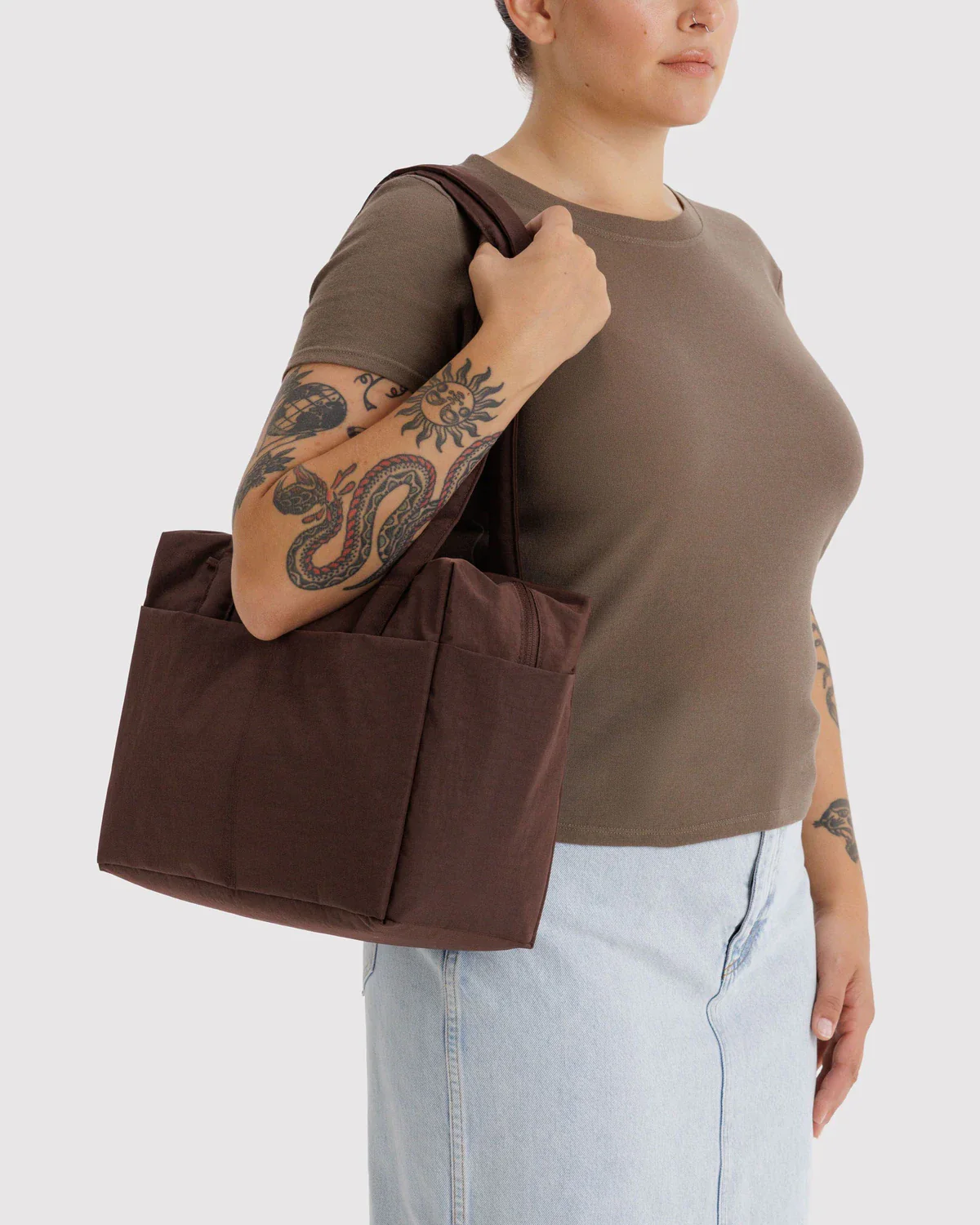 Everyday Cloud Bag Coffee | Baggu - Image 2