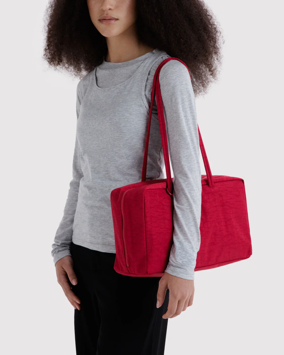 Medium Nylon Shoulder Bag - CHERRY