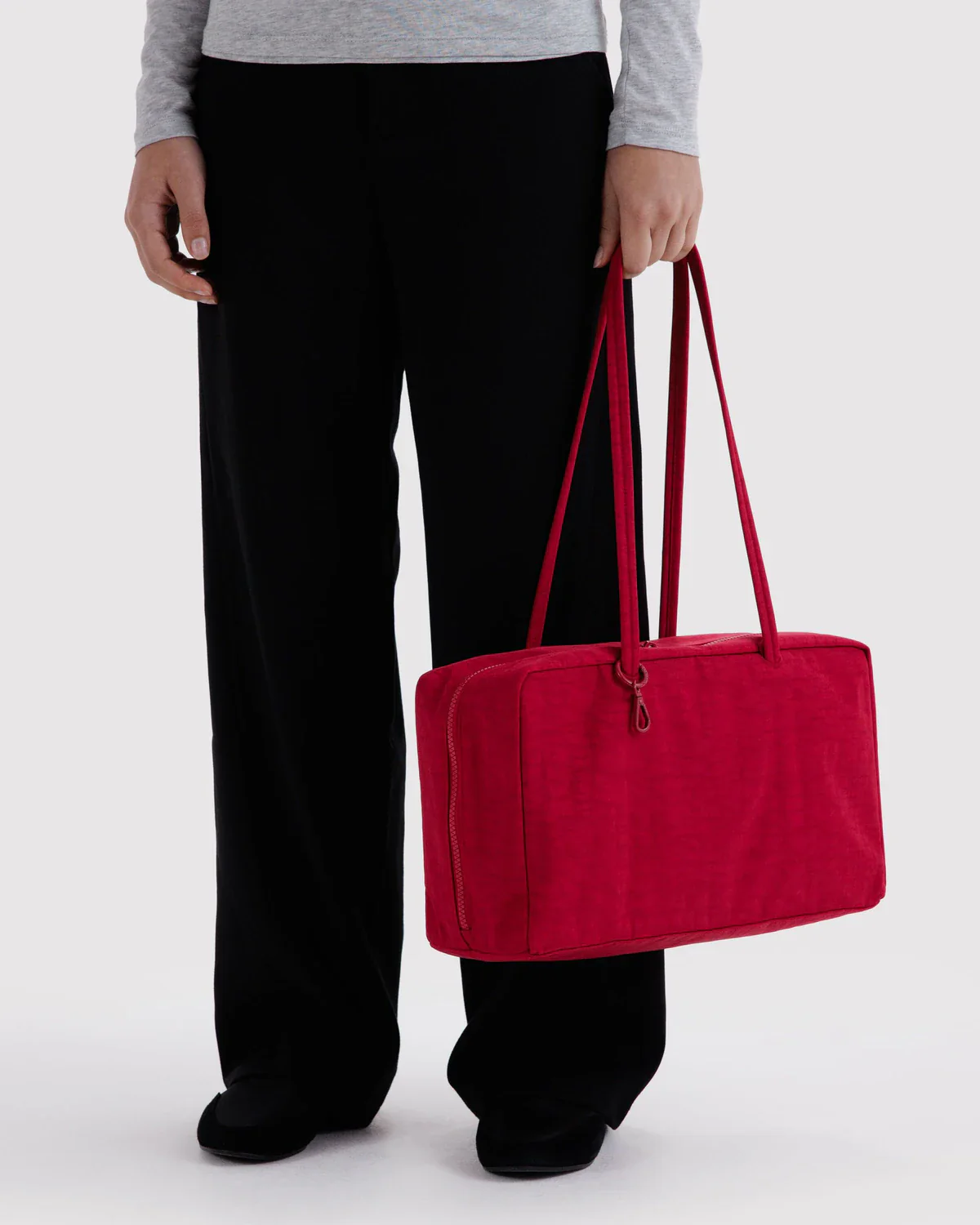 Medium Nylon Shoulder Bag - CHERRY - Image 3