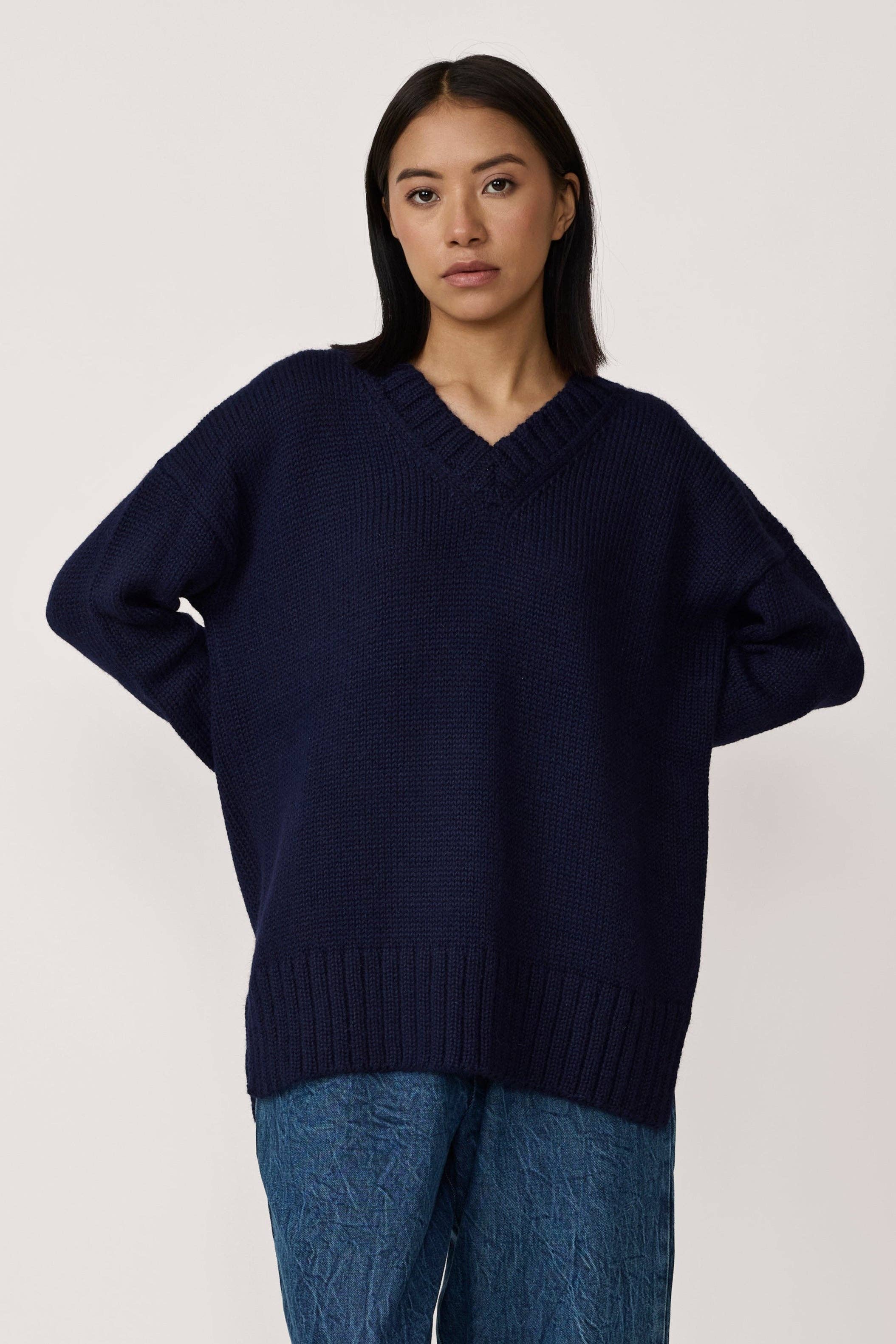 Oversized Alpaca Sweater - Midnight | Laude The Label