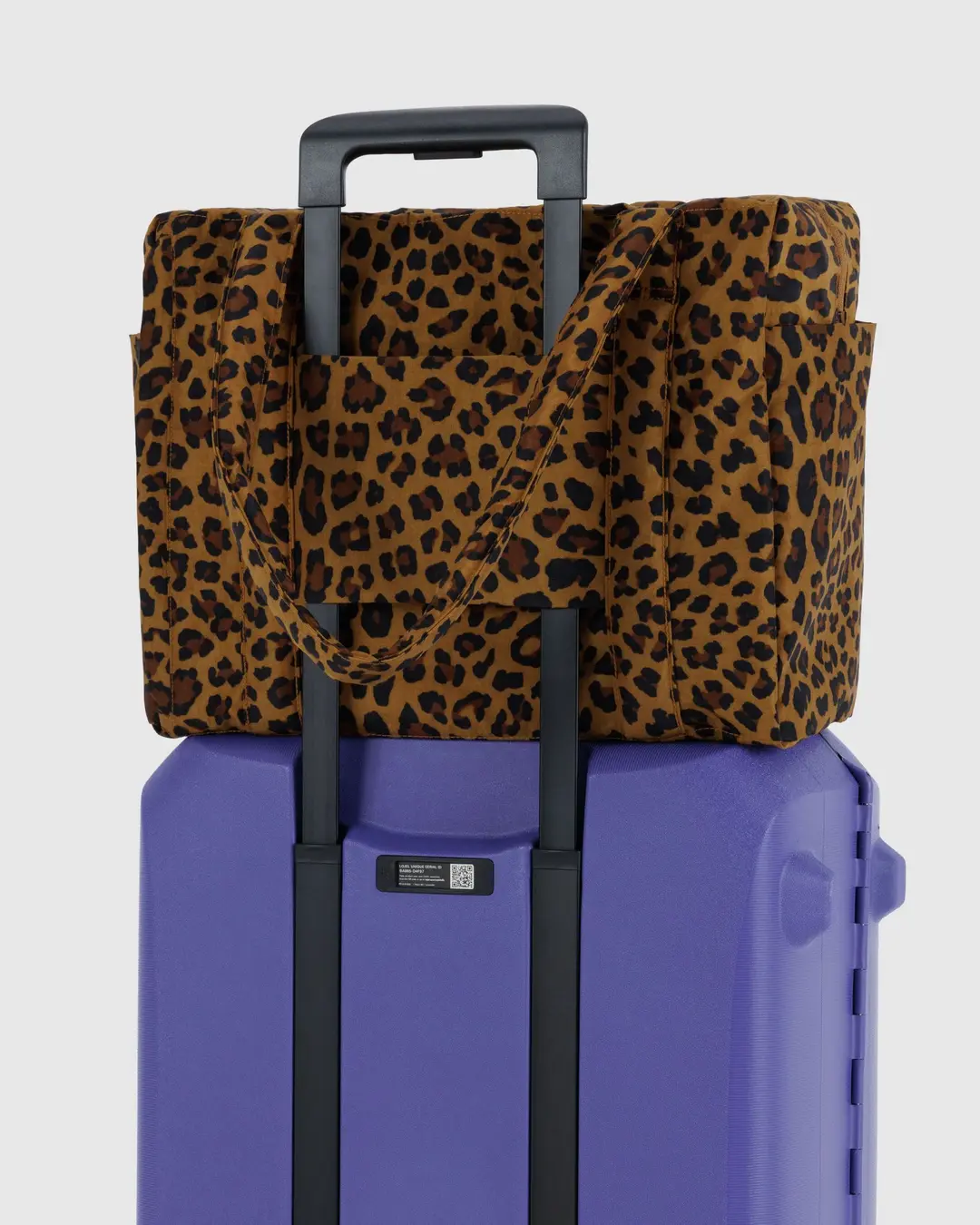 Small Cloud Carry-On | Baggu - Image 4