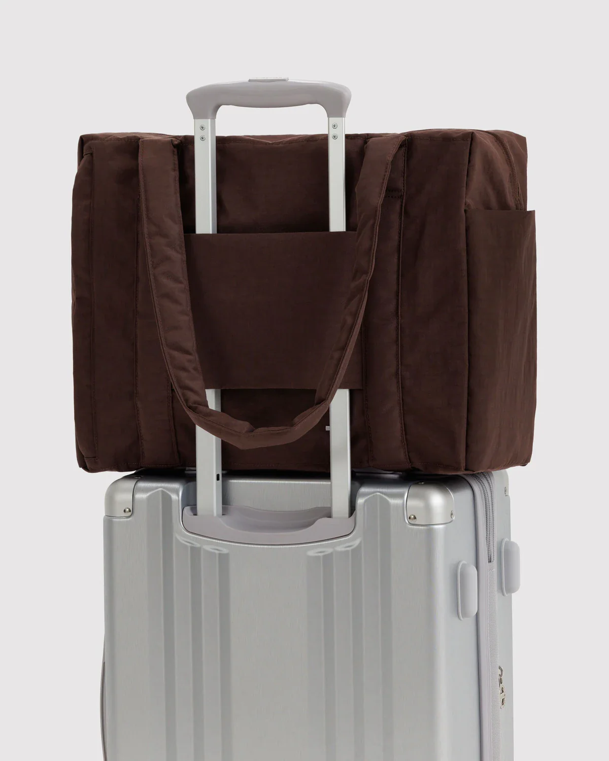 Small Cloud Carry-On Coffee | Baggu - Image 4