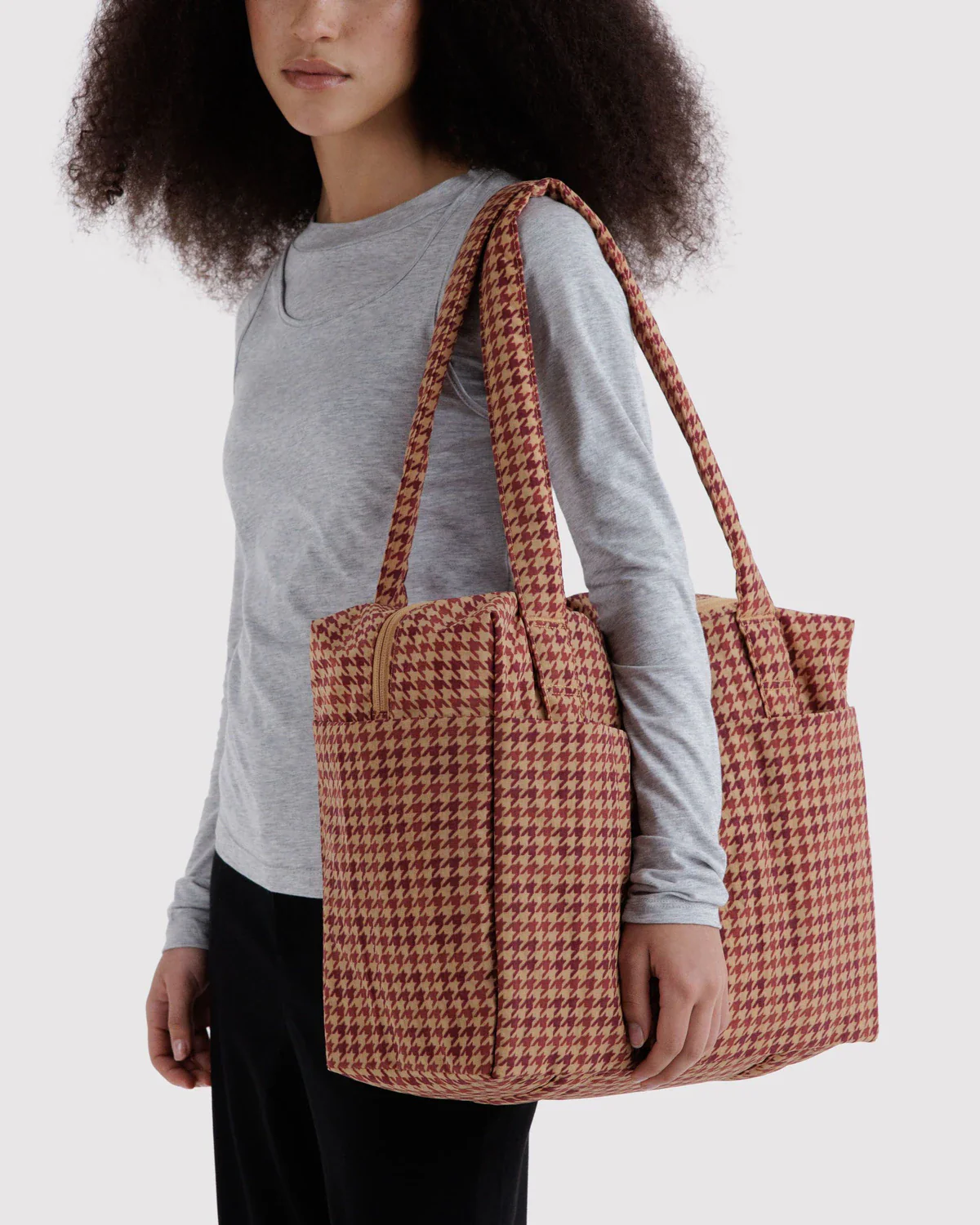 Small Cloud Carry on | Tan Houndstooth - Image 2