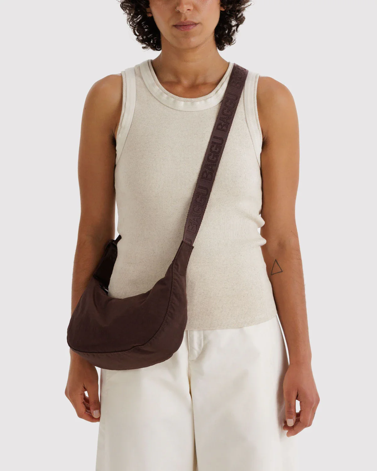 Small Nylon Crescent Bag Baggu Coffee - Image 3