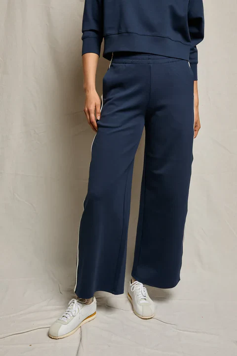 The Mikos in Navy | Perfect White Tee - Image 2
